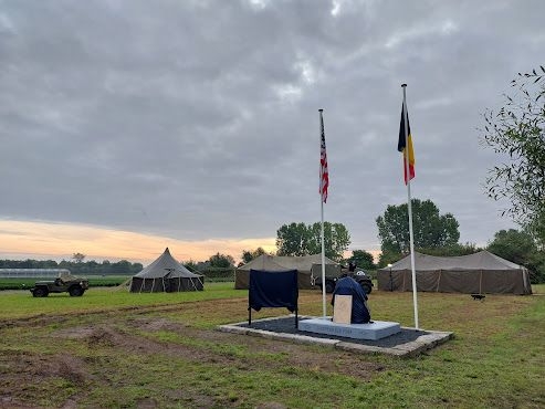  Alfred Mills Monument inhuldiging